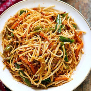 Egg Schezwan Noodles